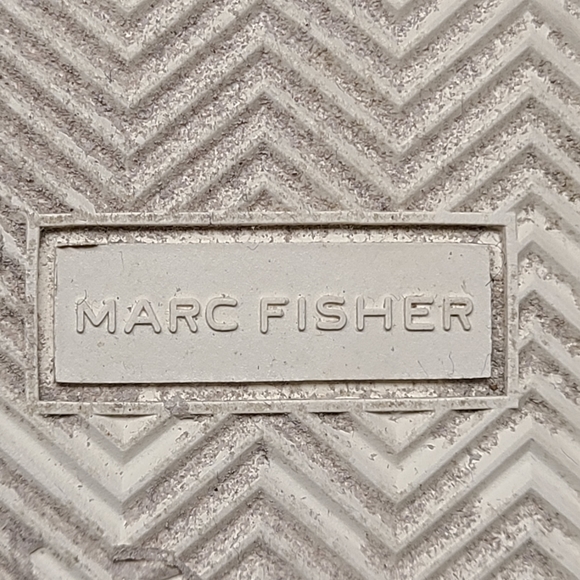 Marc Fisher Fellow Plaid Faux Fur sneaker boots size 7 - Picture 8 of 8